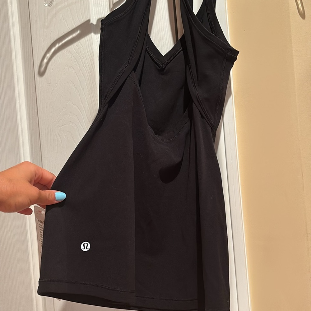 NWT SIZE 2 lululemon all you do tank - Picture 4 of 5